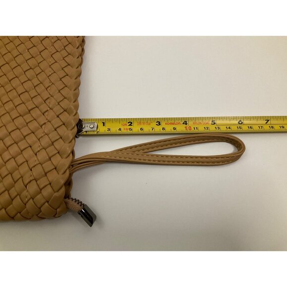 NWT Woven Tote Shoulder Handbag - with zipper purse - Large Travel Tote - Picture 9 of 10